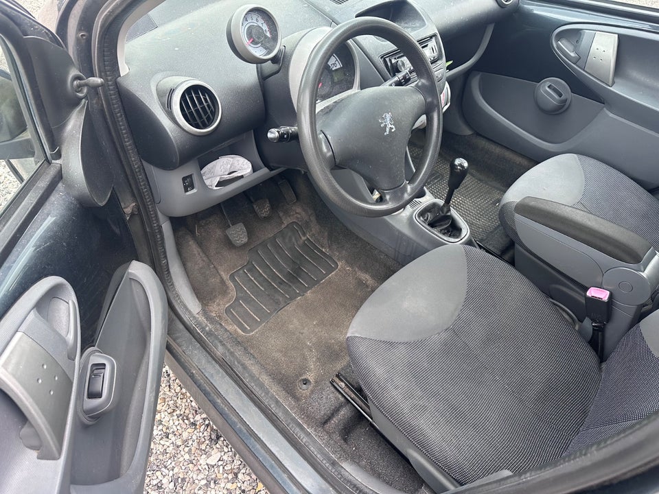 Peugeot 107 1,0 Comfort 5d
