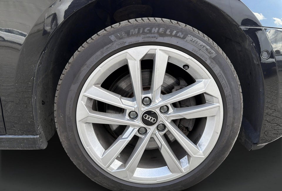 Audi A3 40 TFSi e Advanced Sportback S-tr. 5d