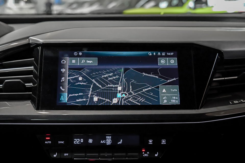 Audi Q4 e-tron 40 S-line 5d