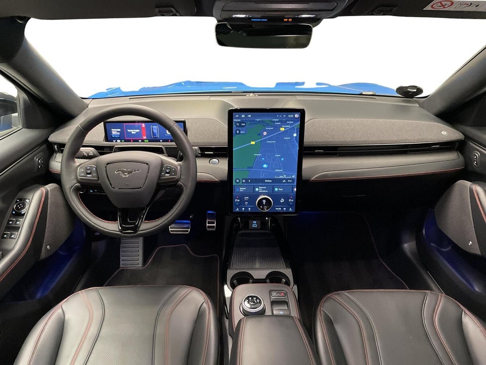 Ford Mustang Mach-E 98 Premium Extended Range AWD 5d