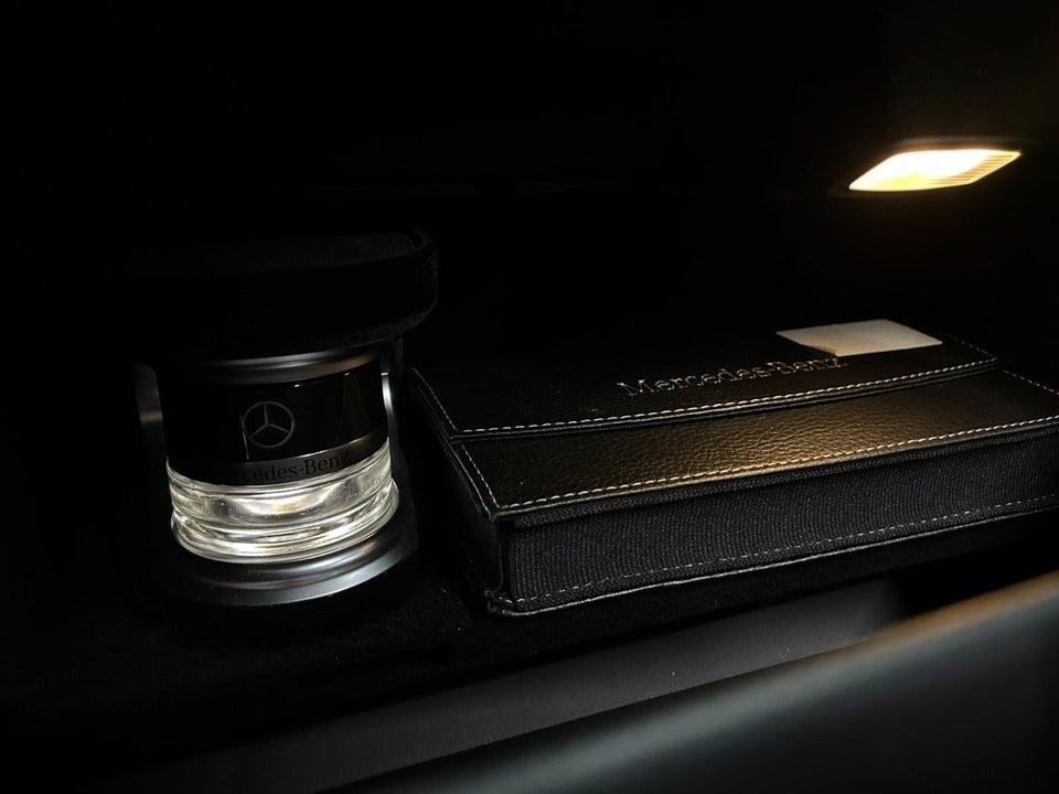 Mercedes C300 de 2,0 AMG Line Night Edition stc. aut. 5d