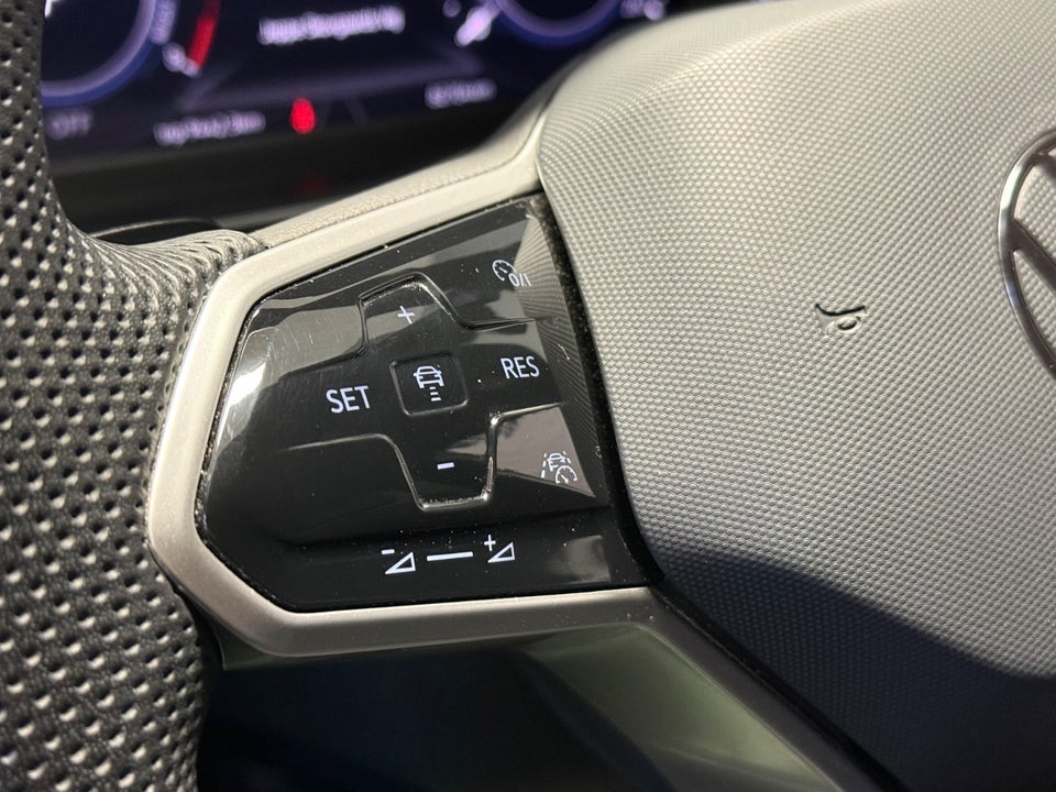 VW Tiguan 1,4 eHybrid R-line DSG 5d