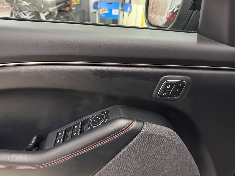 Ford Mustang Mach-E 70 Standard Range AWD 5d