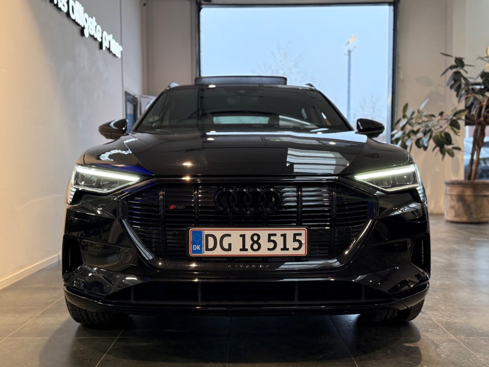 Audi e-tron 55 S-line Sportback quattro 5d