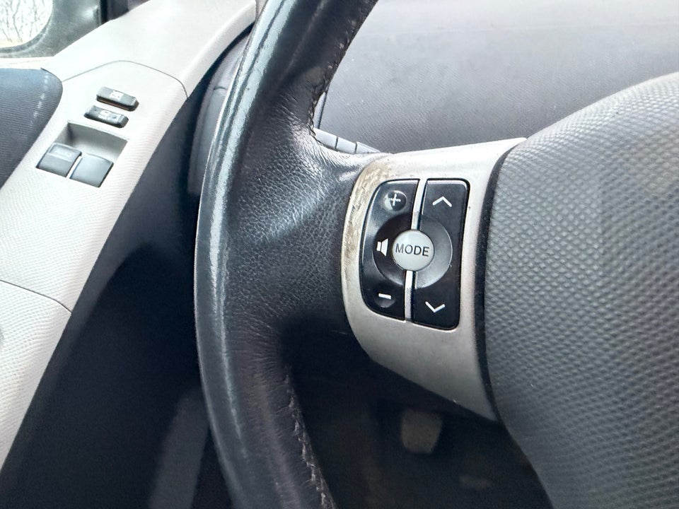 Toyota Yaris 1,3 Luna 5d