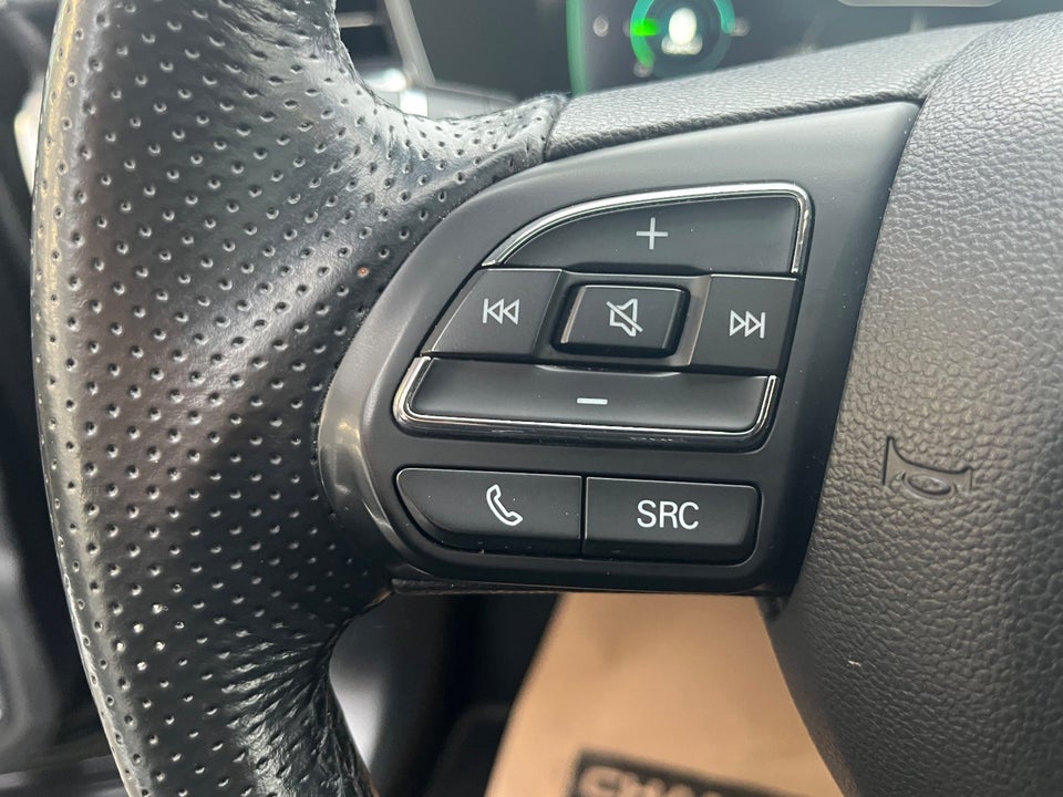 MG Marvel R Luxury 5d