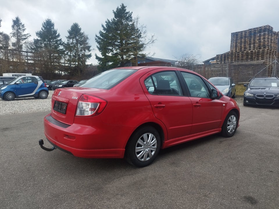 Suzuki SX4 1,6 GLX 4d