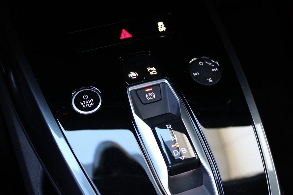 Audi Q4 e-tron 45 S-line 5d