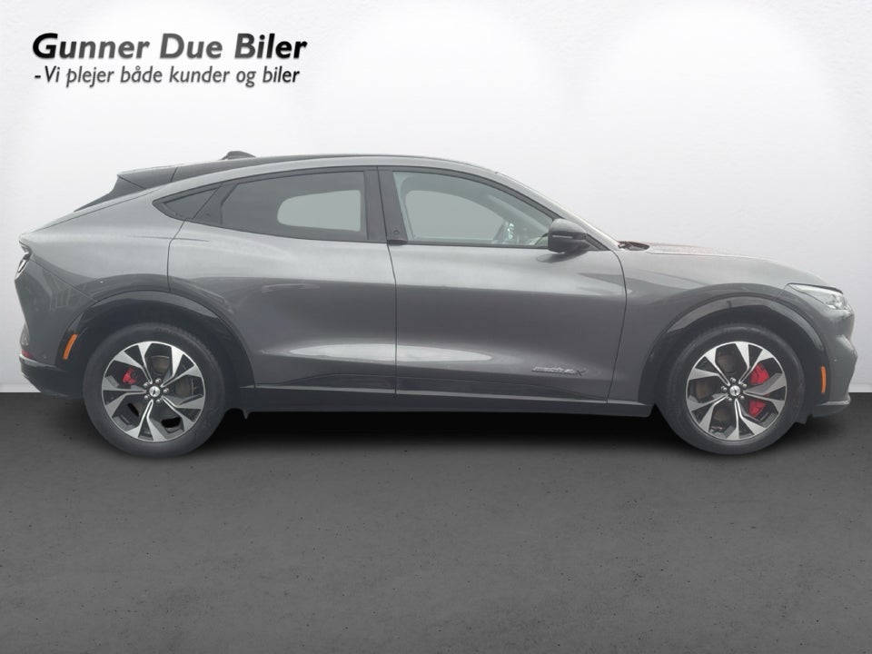 Ford Mustang Mach-E 98 Premium Extended Range AWD 5d