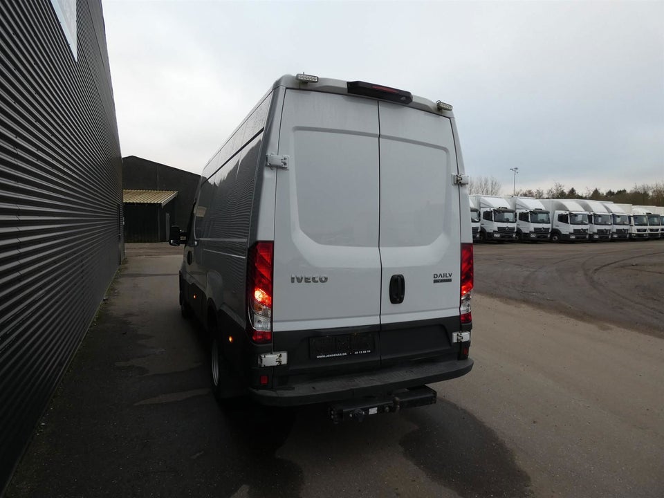 Iveco Daily 3,0 35C18 12m³ Van AG8