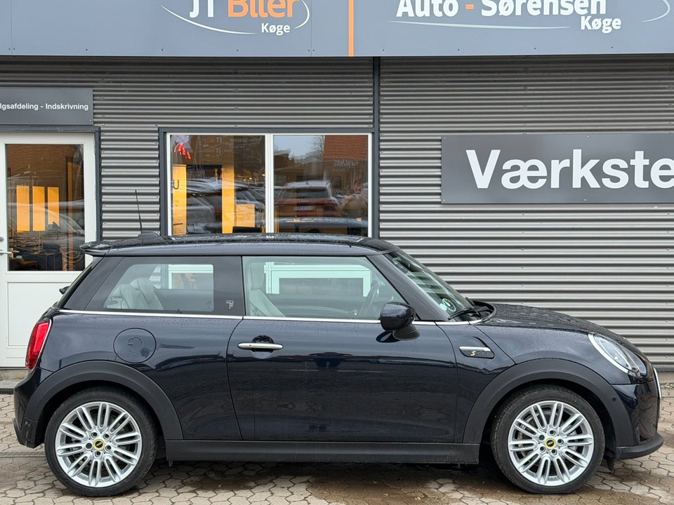 MINI Cooper SE Maximise 3d