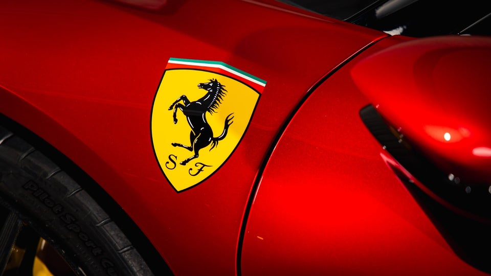 Ferrari SF90 Stradale 4,0 DCT 2d
