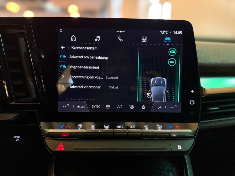 Renault Megane E-Tech 40 Equilibre 5d