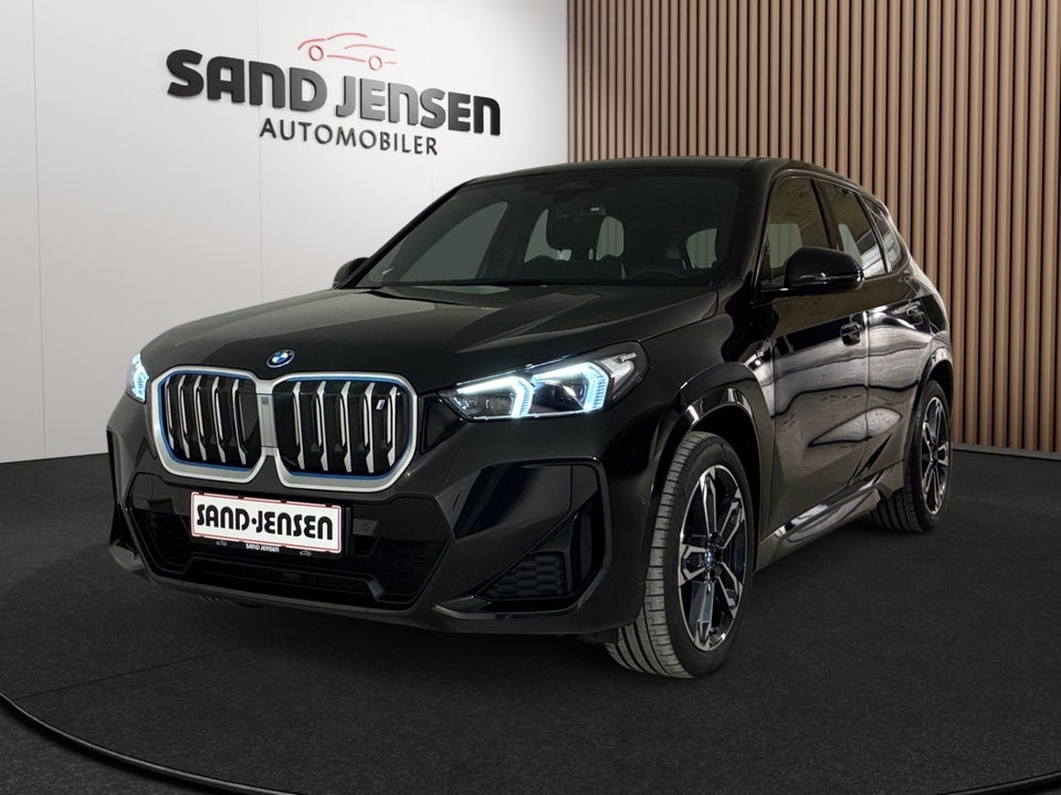 BMW iX1 xDrive30 M-Sport Premium Van 5d
