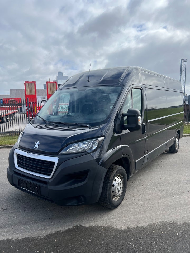 Peugeot Boxer 335 2,0 BlueHDi 130 L3H2 Premium