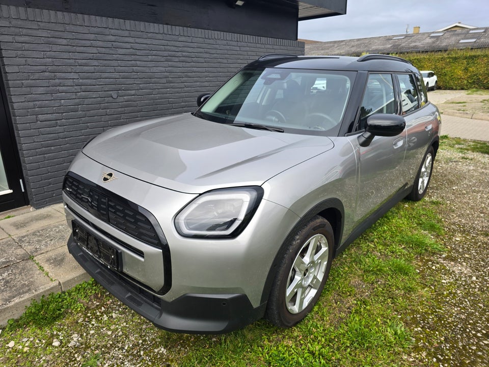 MINI Countryman E Classic Trim M 5d