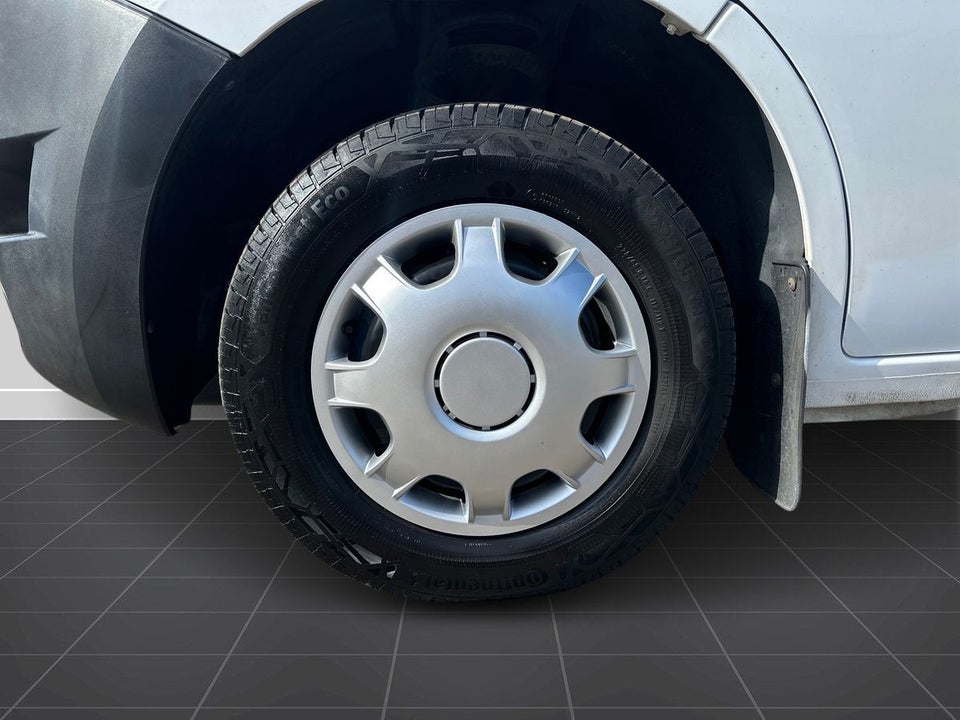 Nissan NV400 2,3 dCi 135 L2H2 Kassevogn