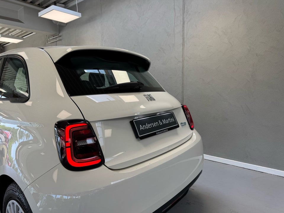 Fiat 500e 24 Icon 3d