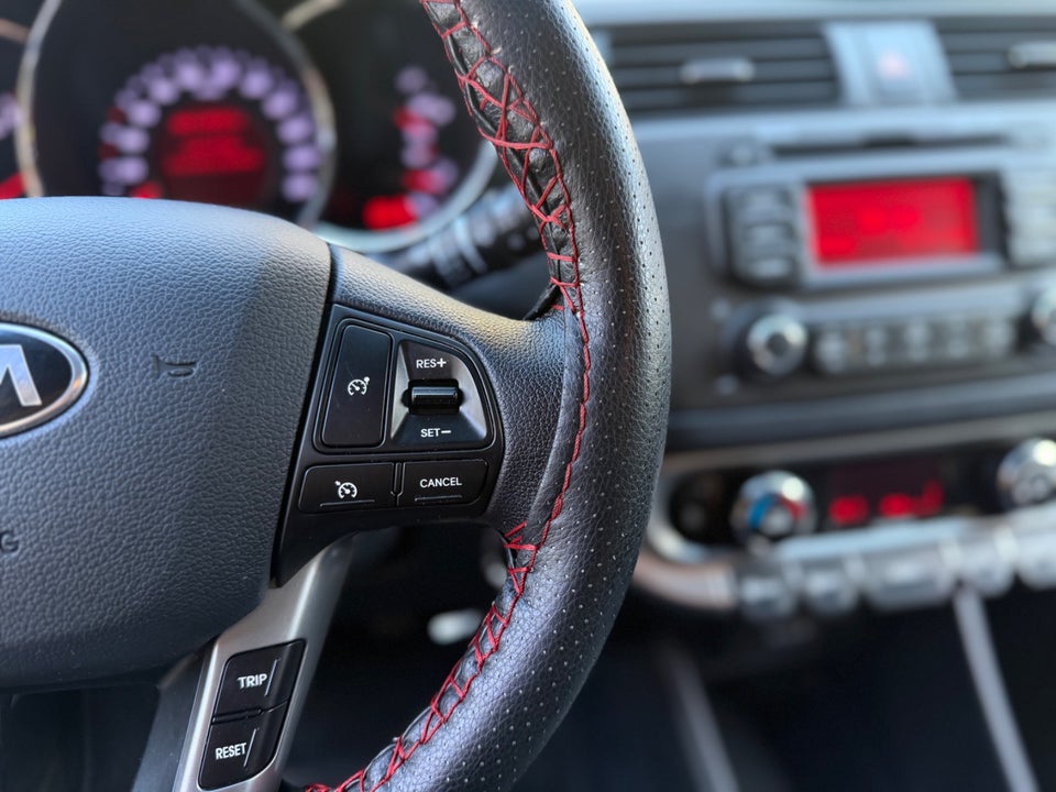 Kia Rio 1,2 CVVT Exclusive 5d