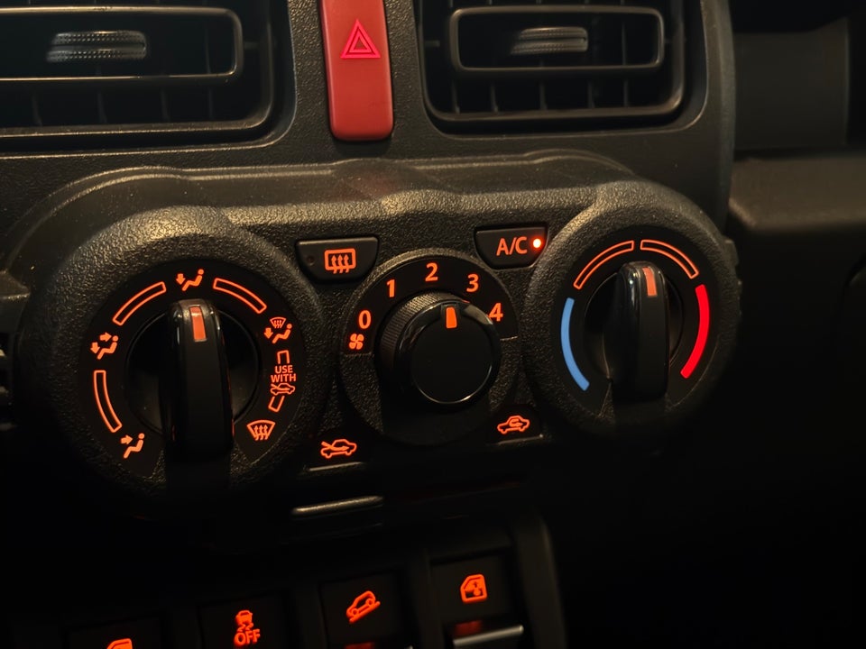 Suzuki Jimny 1,5 Active AllGrip 3d