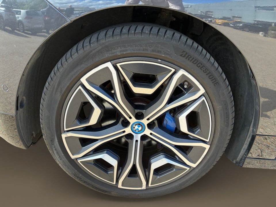 BMW iX xDrive40 5d