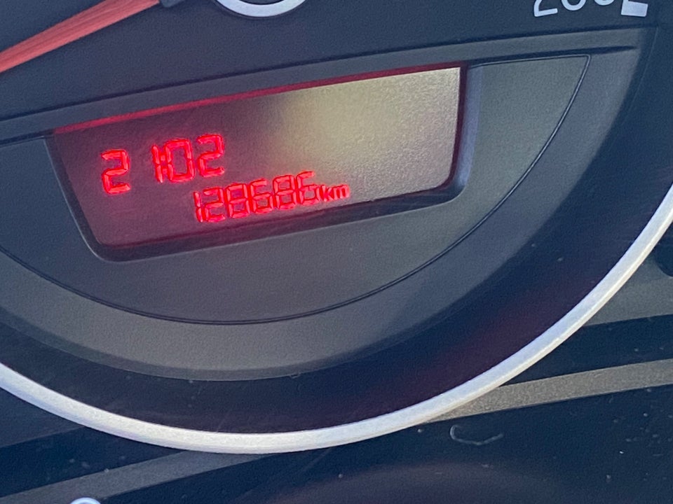 VW Up! 1,0 75 High Up! BMT 5d