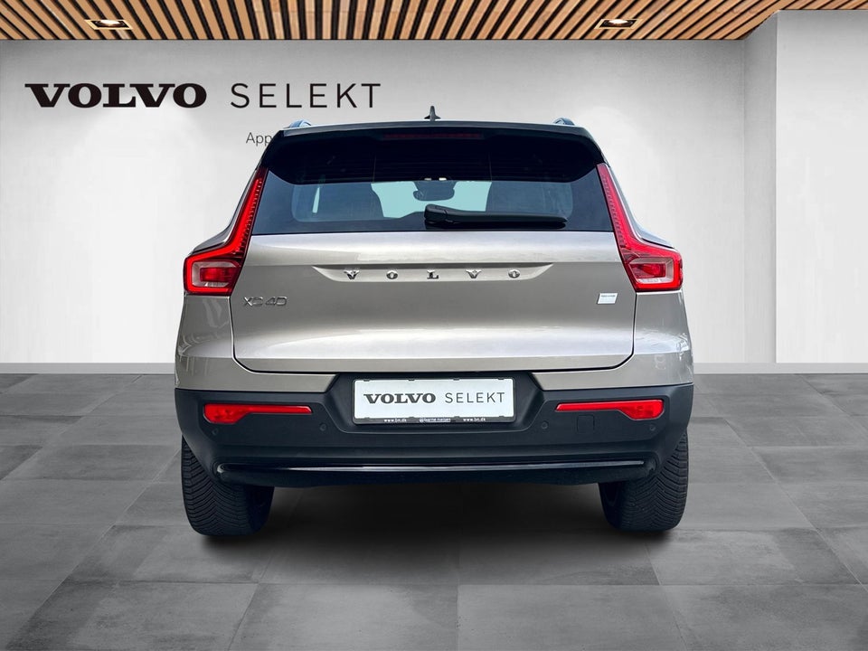 Volvo XC40 ReCharge Extended Range Plus 5d