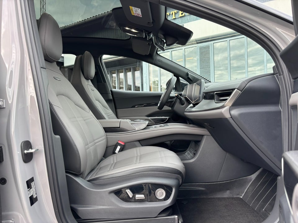Hongqi EHS7 111 Exclusive 5d