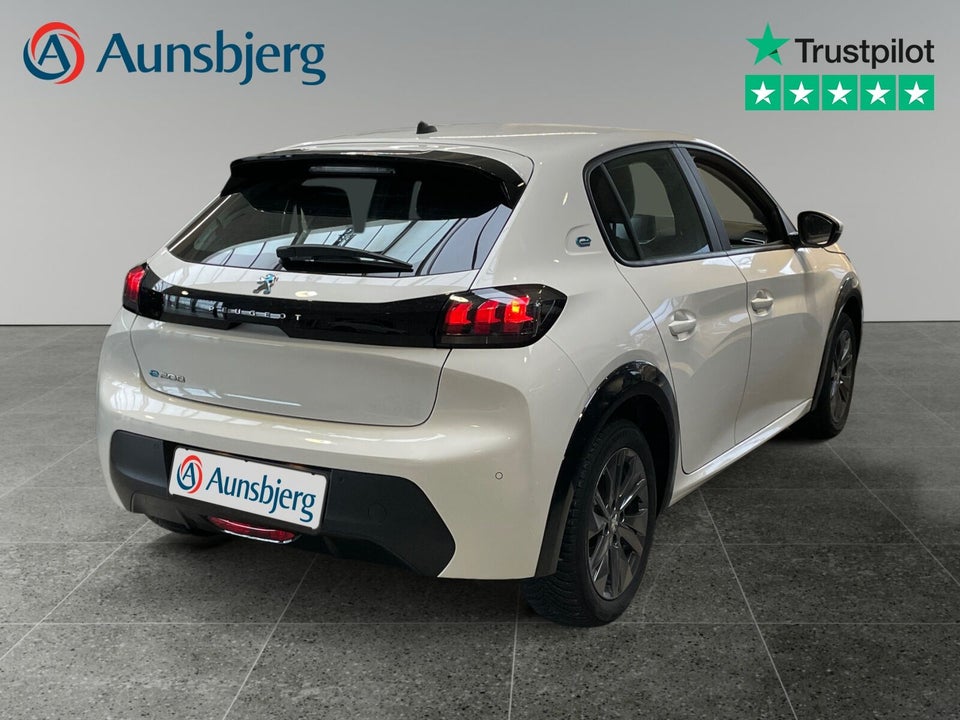Peugeot e-208 50 Active Pack 5d
