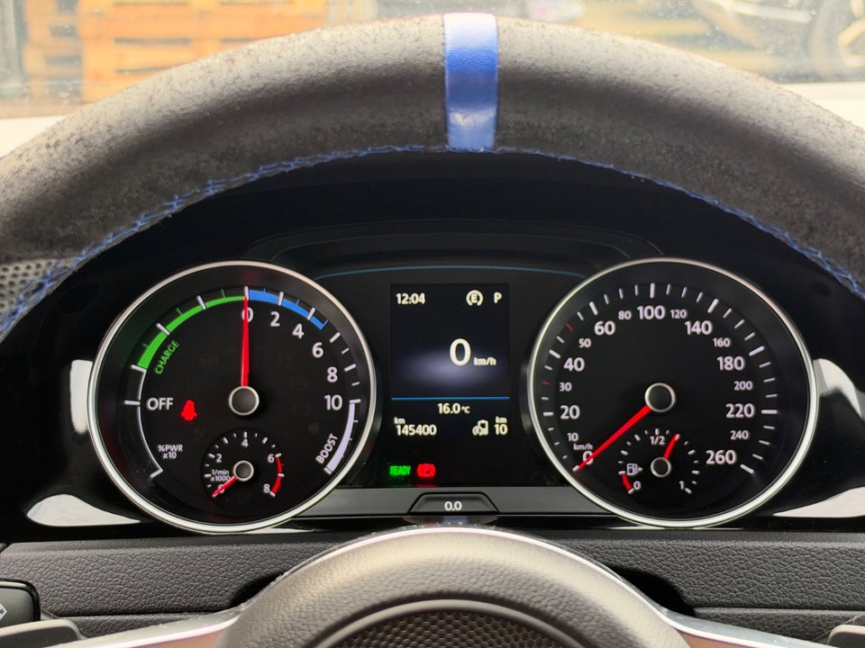 VW Golf VII 1,4 GTE DSG 5d