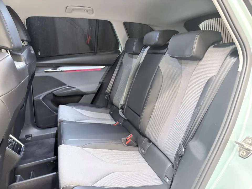 Skoda Enyaq 80 iV Loft 5d