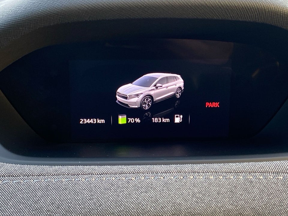 Skoda Enyaq 80 iV Loft 5d