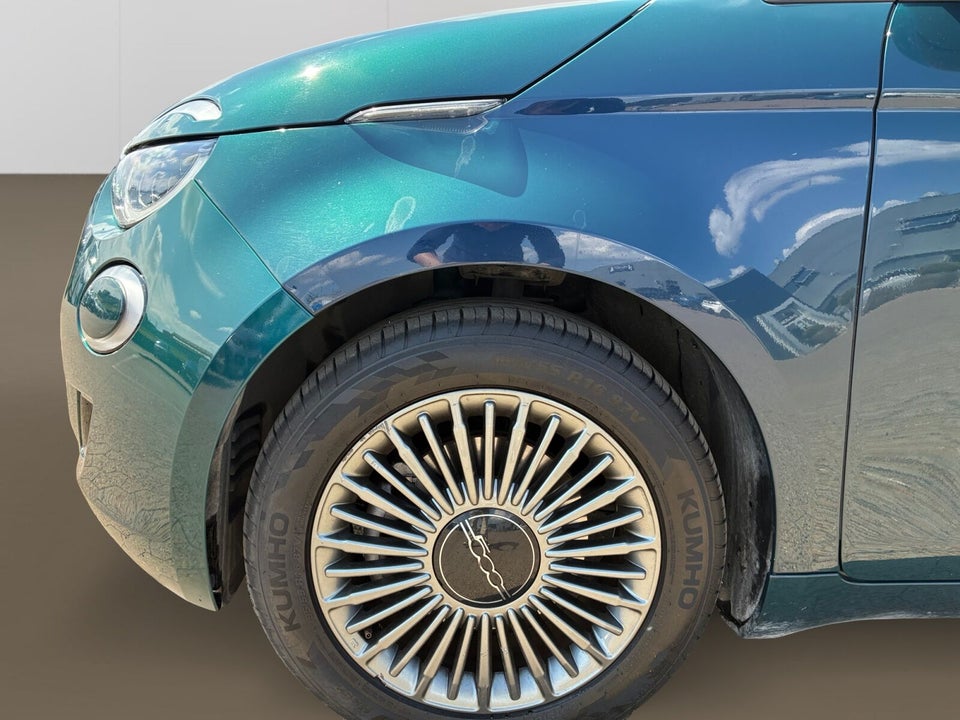 Fiat 500e 42 Icon 3d