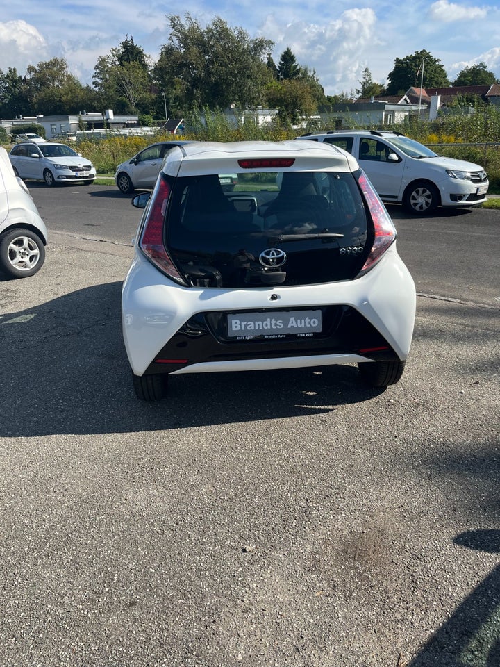 Toyota Aygo 1,0 VVT-i x-cite 5d