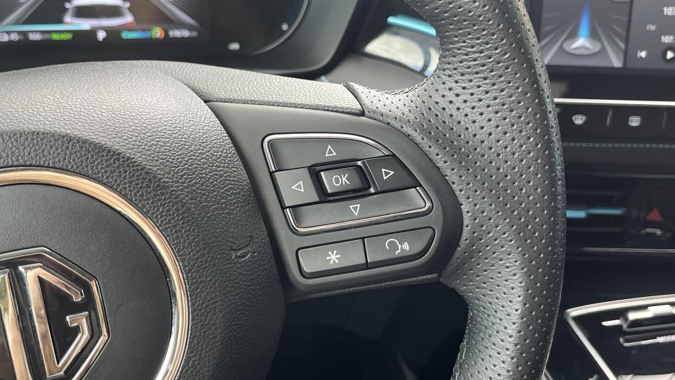 MG MG5 61 Comfort 5d