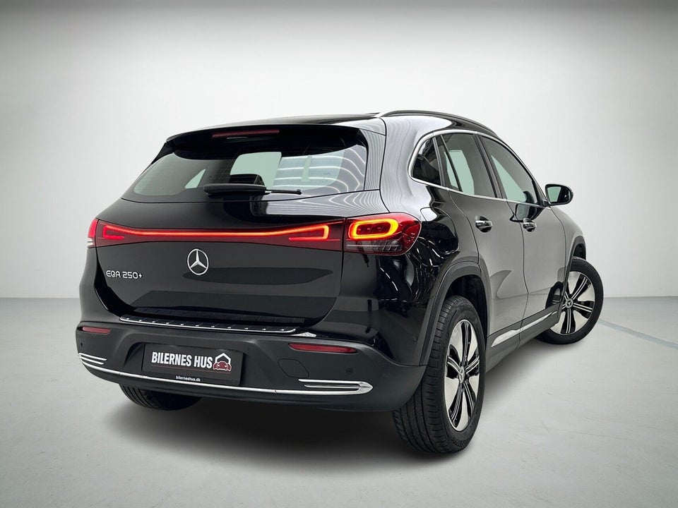 Mercedes EQA250+ Progressive 5d