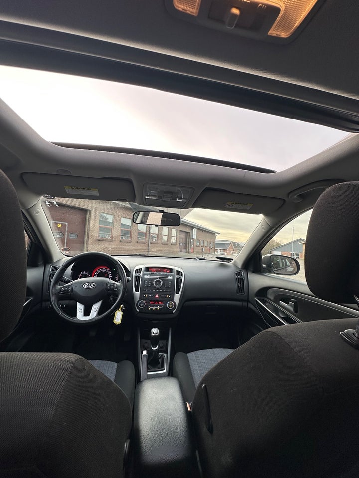 Kia Ceed 1,6 CRDi 115 Sport SW 5d