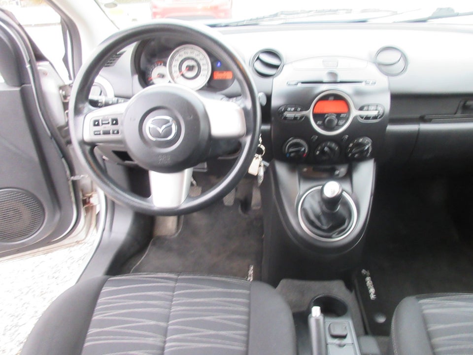 Mazda 2 1,3 Advance 5d