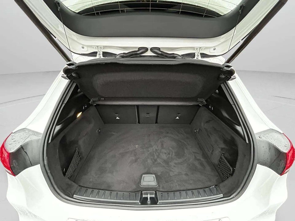 Mercedes EQA250 AMG Line 5d