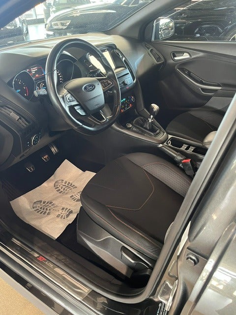 Ford Focus 1,5 TDCi 120 ST-Line stc. 5d
