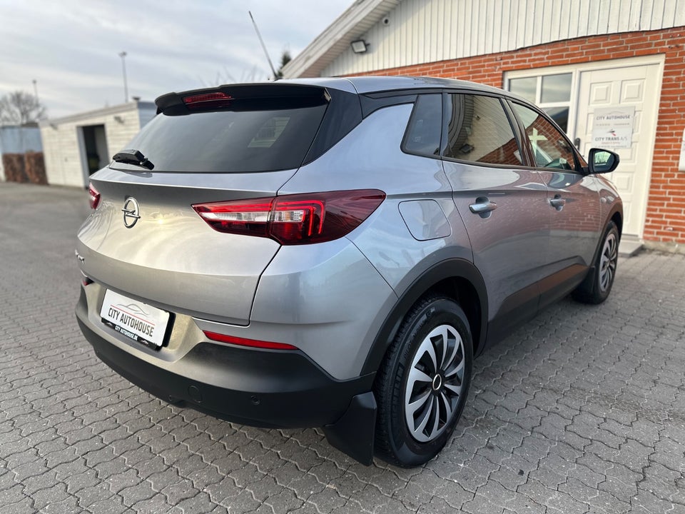 Opel Grandland X 1,5 CDTi 130 Exclusive 5d