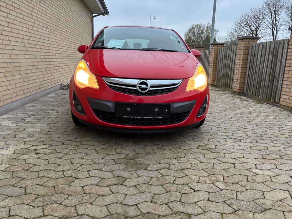 Opel Corsa 1,4 16V Cosmo 3d