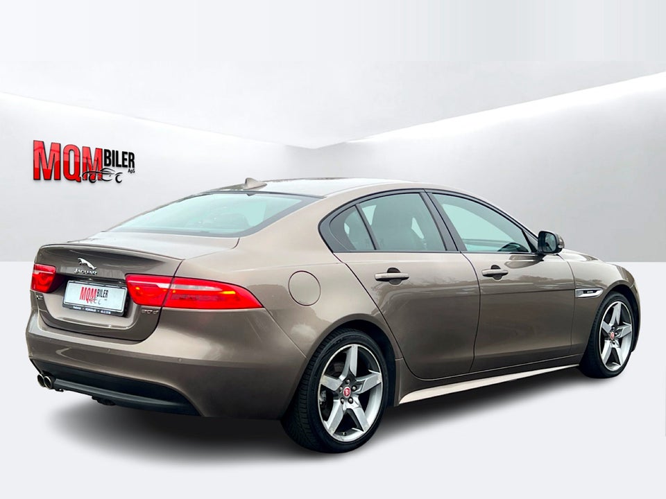 Jaguar XE 2,0 D180 R-Sport aut. 4d