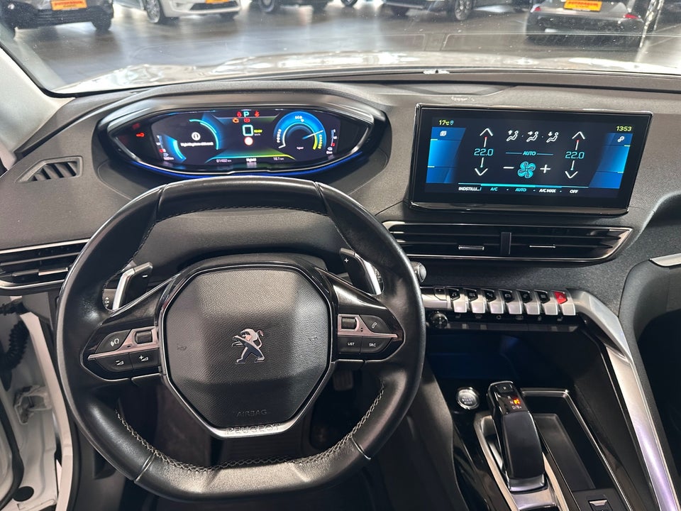 Peugeot 3008 1,6 Hybrid4 Allure Pack Limited EAT8 Van 5d