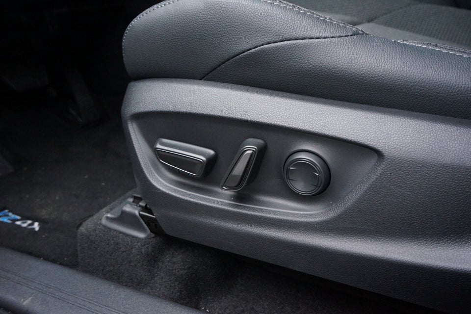 Toyota bZ4X Prestige 5d