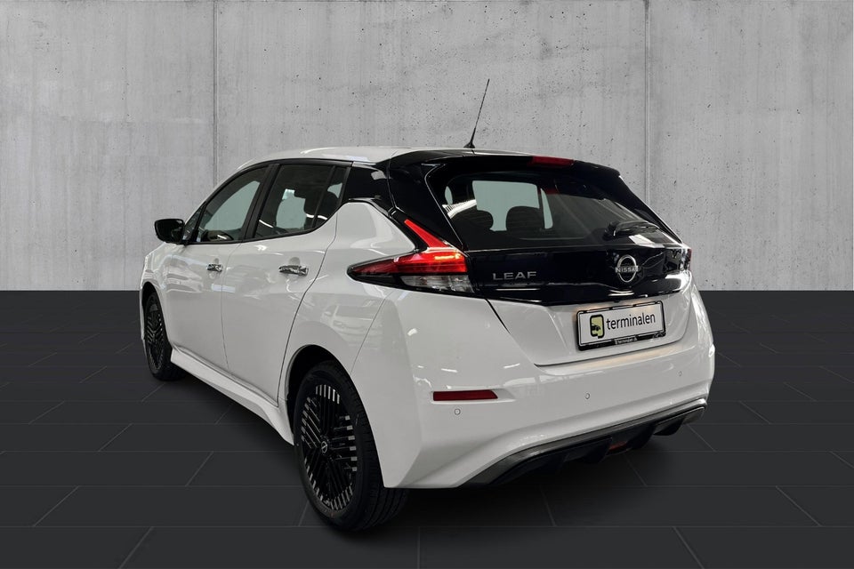 Nissan Leaf 59 e+ Acenta 5d