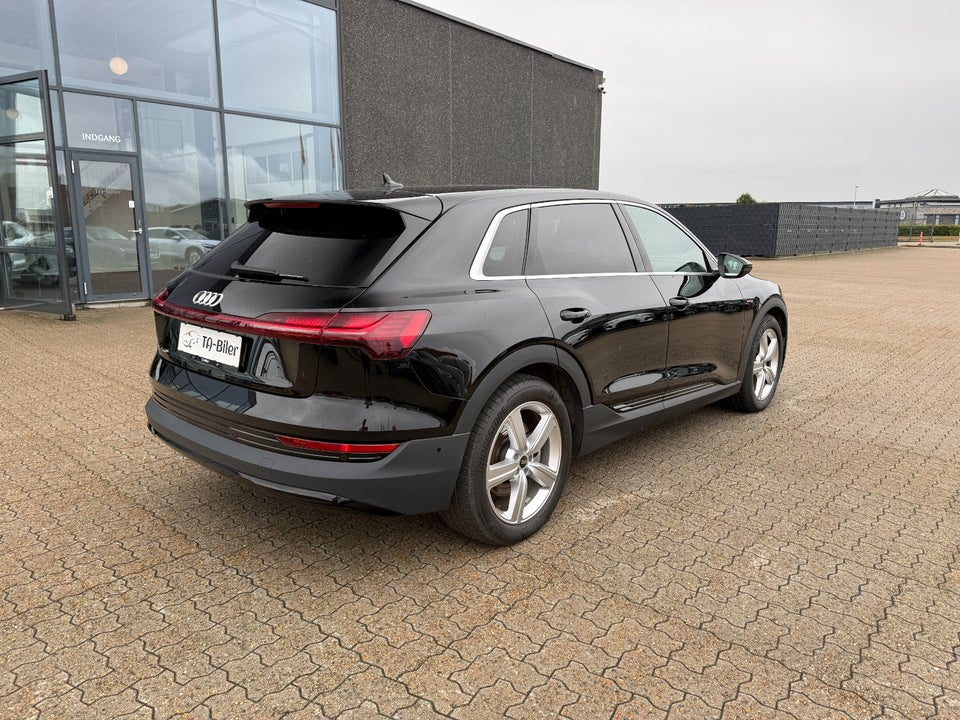 Audi e-tron 50 quattro 5d