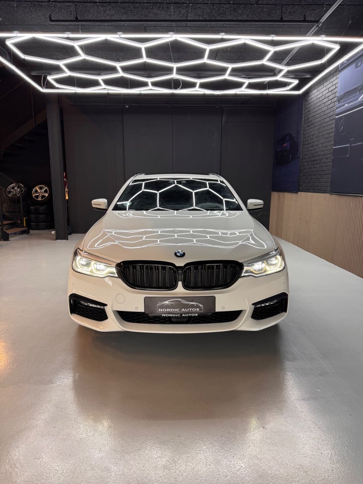 BMW 530d 3,0 Touring M-Sport aut. 5d