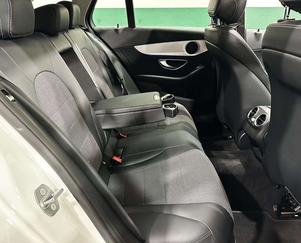 Mercedes C200 2,0 Edition C stc. aut. 5d