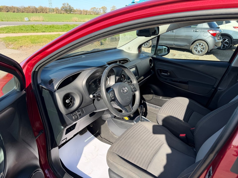 Toyota Yaris 1,5 Hybrid H3 Smart e-CVT 5d